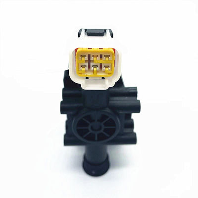 Schwerlast-Sattelzugmaschine mit 3500 mm Radstand, Reifengröße 11.00R20/12.00R20/12R22.5/315/80R22.5 und 600L+300L Kraftstoffkapazität